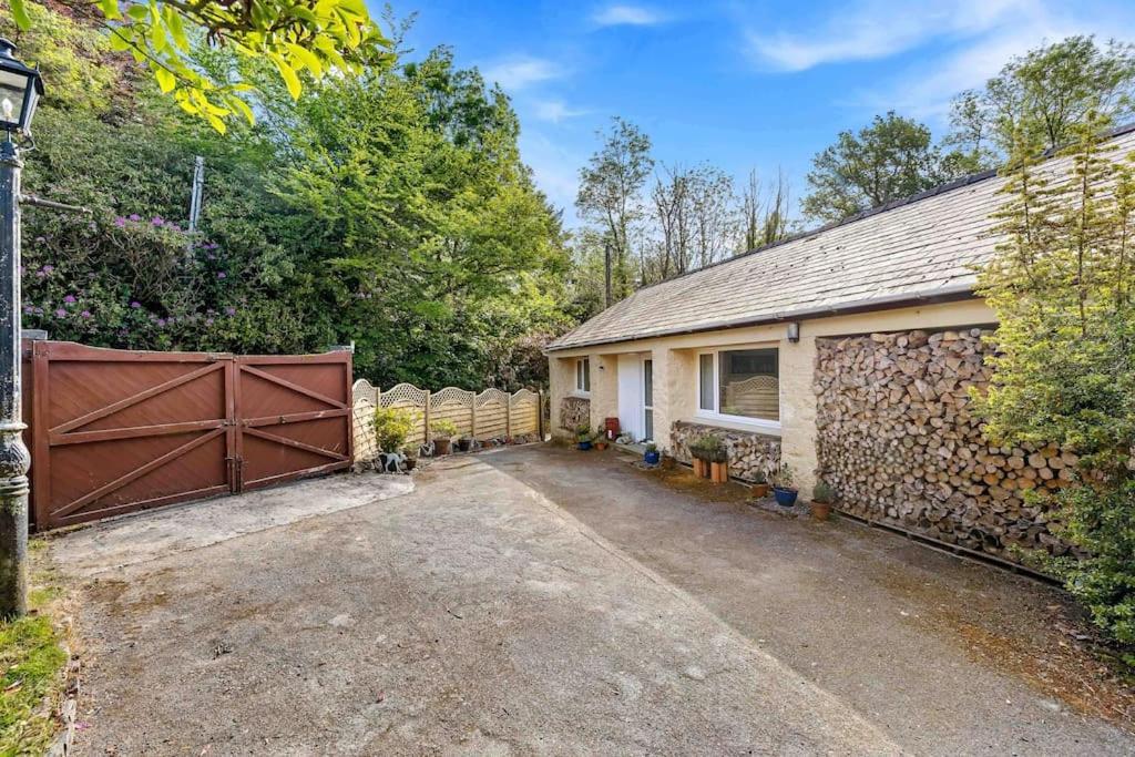 Beautiful Renovated Former Coach House Llandeilo Eksteriør bilde