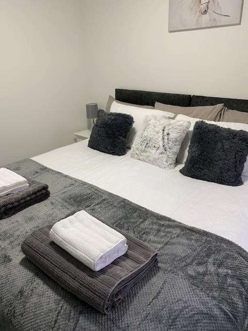 Beautiful Renovated Former Coach House Llandeilo Eksteriør bilde