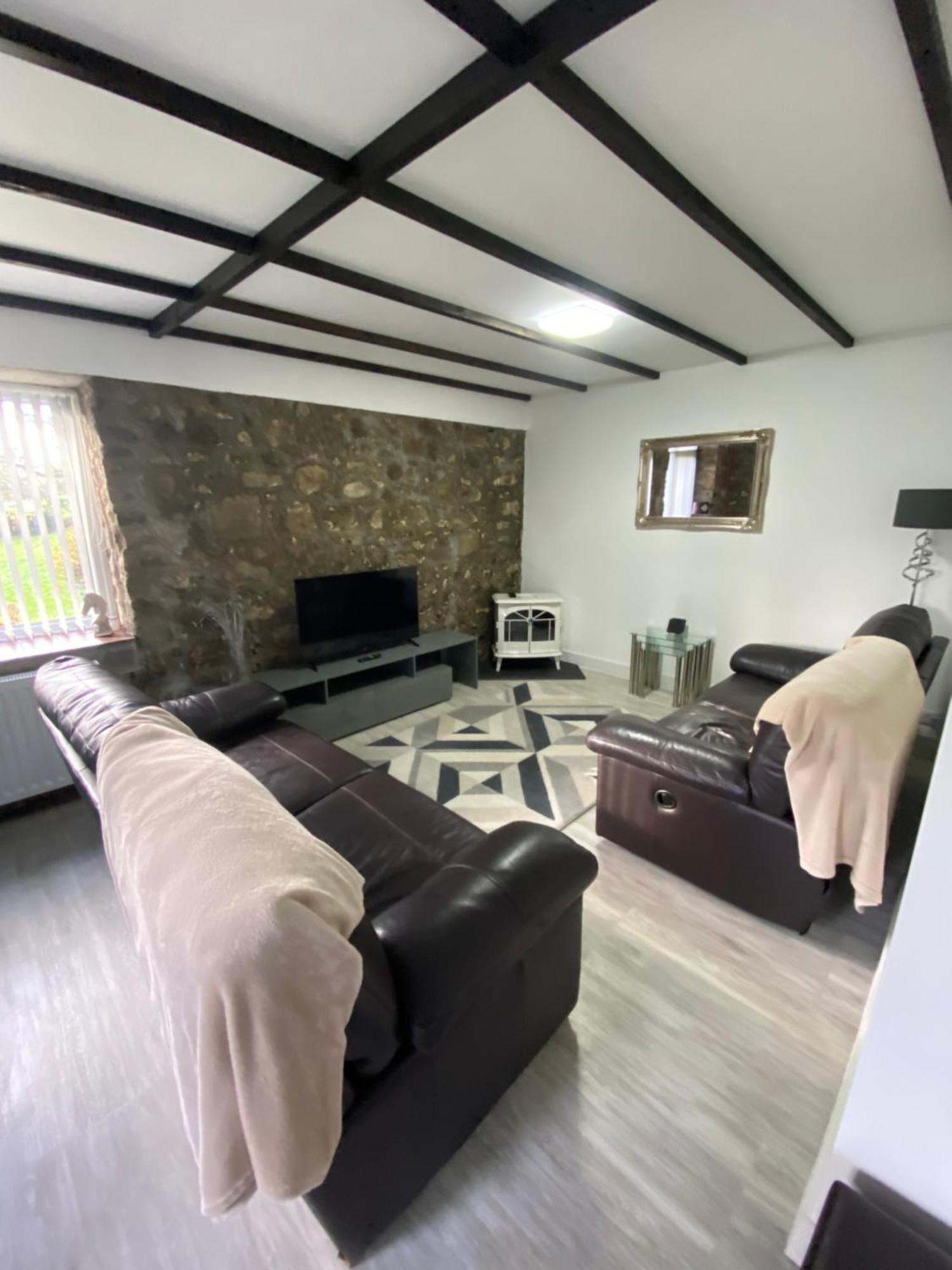 Beautiful Renovated Former Coach House Llandeilo Eksteriør bilde